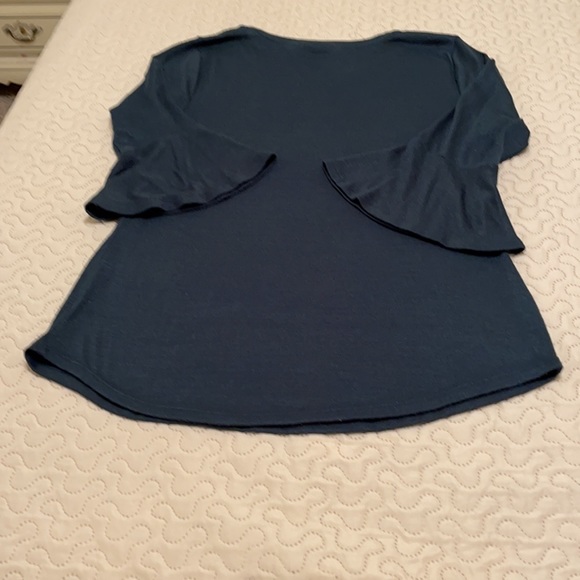 Apt. 9 Dark Green Bedazzled Front Top Size Medium - Picture 4 of 10